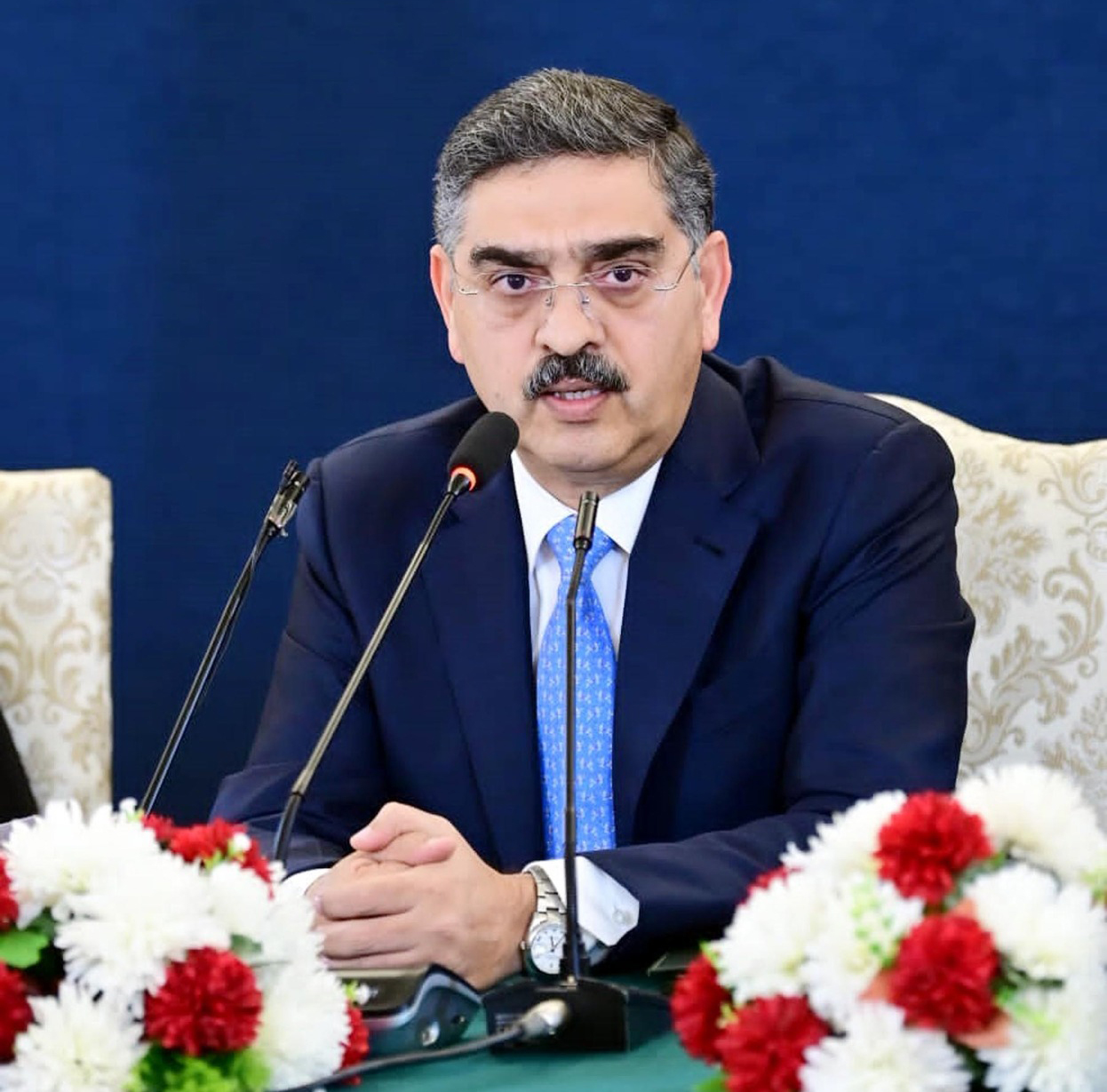 Caretaker Prime Minister Anwaar-ul-Haq Kakar talking to Anchors and Journalists in a meeting held at the Prime Minister's House in Islamabad on 31st of August, 2023.